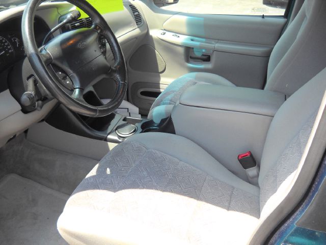 Ford Explorer 1998 photo 1
