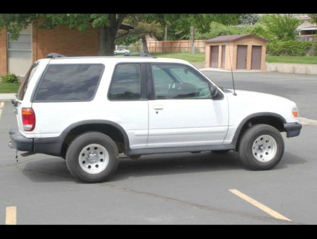 Ford Explorer 1998 photo 1