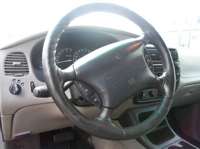 Ford Explorer 1998 photo 5