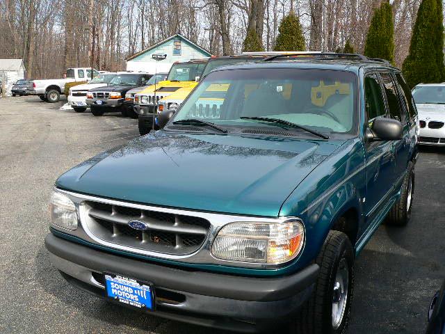 Ford Explorer 1998 photo 1