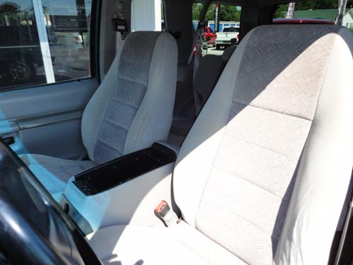 Ford Explorer 1998 photo 3