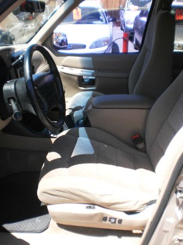 Ford Explorer 1998 photo 9