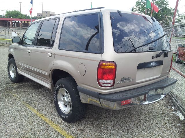 Ford Explorer 1998 photo 1