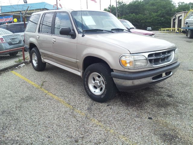 Ford Explorer 1998 photo 4