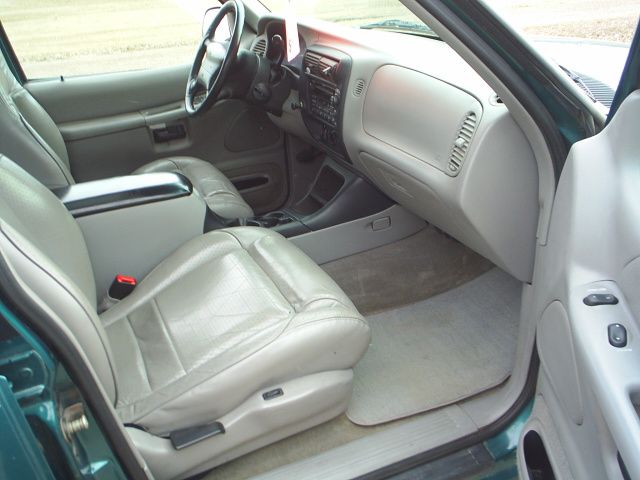 Ford Explorer 1998 photo 2