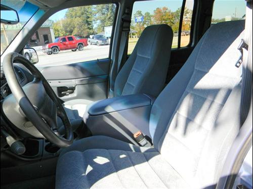 Ford Explorer 1998 photo 1