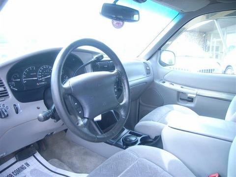 Ford Explorer 1998 photo 1