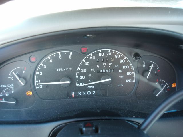 Ford Explorer 1998 photo 12