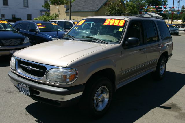 Ford Explorer 1998 photo 1