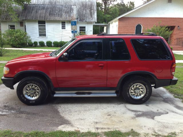 Ford Explorer 1998 photo 1