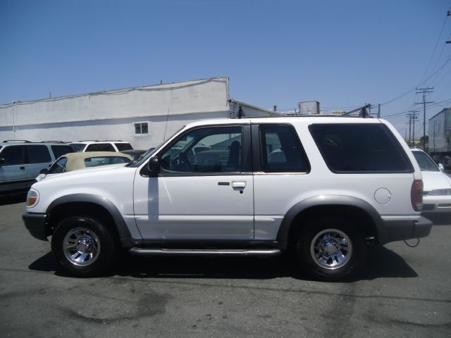 Ford Explorer 1998 photo 1