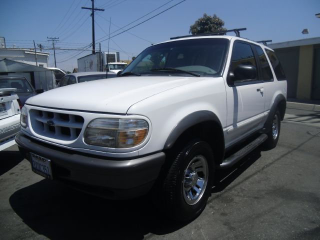 Ford Explorer 1998 photo 4