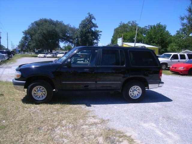 Ford Explorer 1999 photo 1