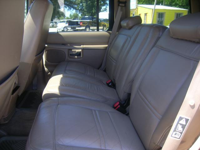 Ford Explorer 1999 photo 4
