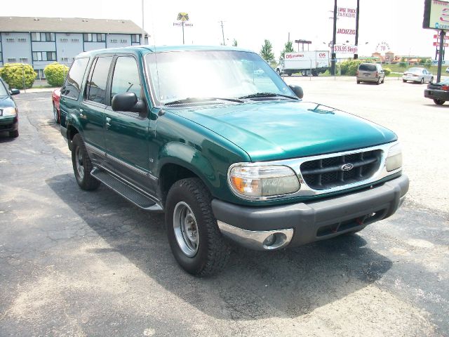 Ford Explorer 1999 photo 1