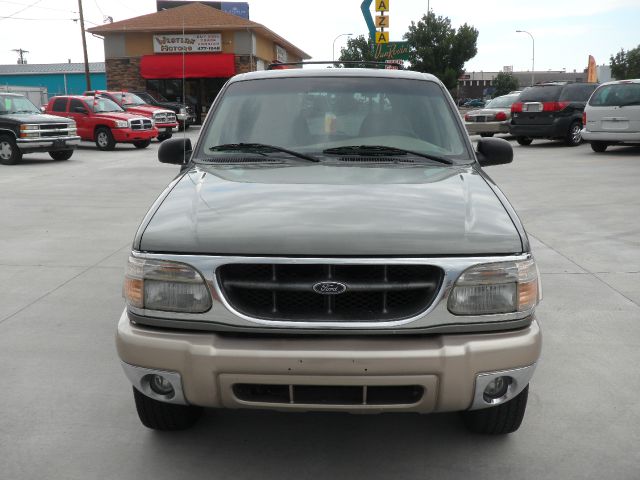 Ford Explorer 1999 photo 1