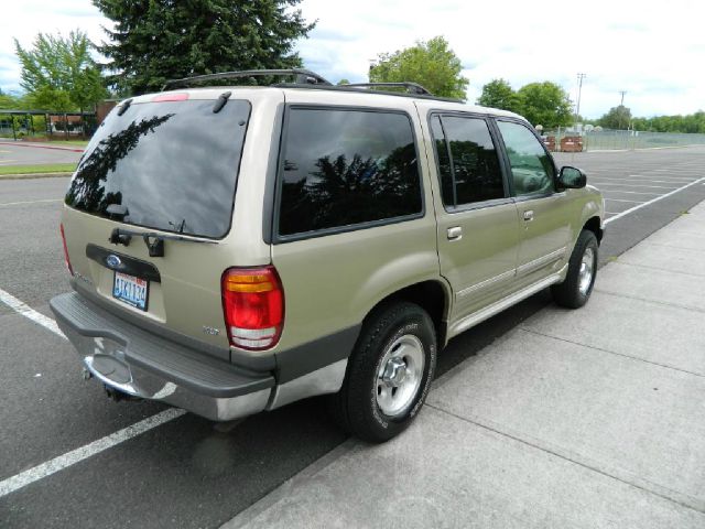 Ford Explorer 1999 photo 3