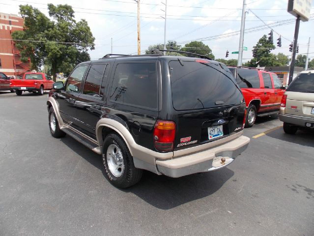 Ford Explorer 1999 photo 1