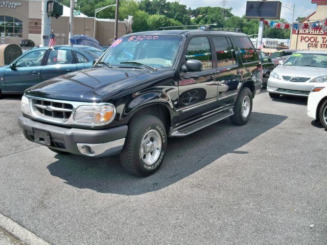 Ford Explorer 1999 photo 1