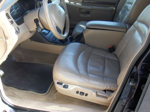 Ford Explorer 1999 photo 2