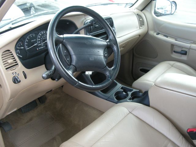 Ford Explorer 1999 photo 5