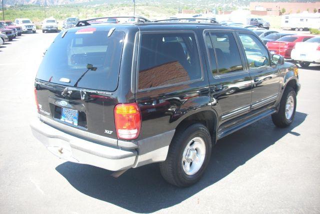 Ford Explorer 1999 photo 4