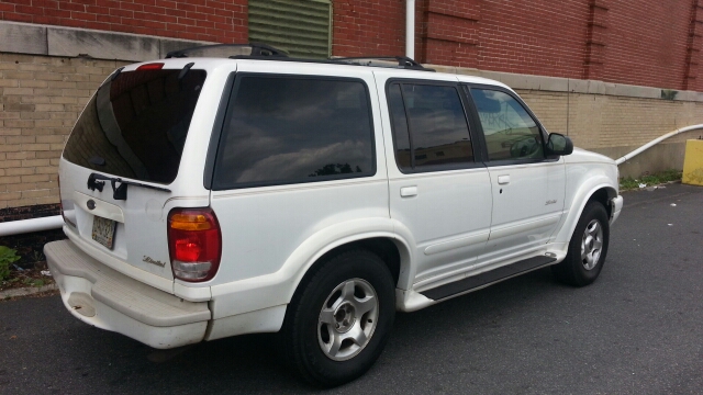 Ford Explorer 1999 photo 4