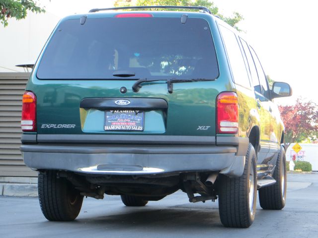 Ford Explorer SL 4x4 Regular Cab SUV