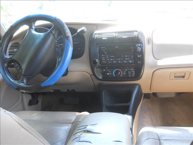 Ford Explorer 1999 photo 5