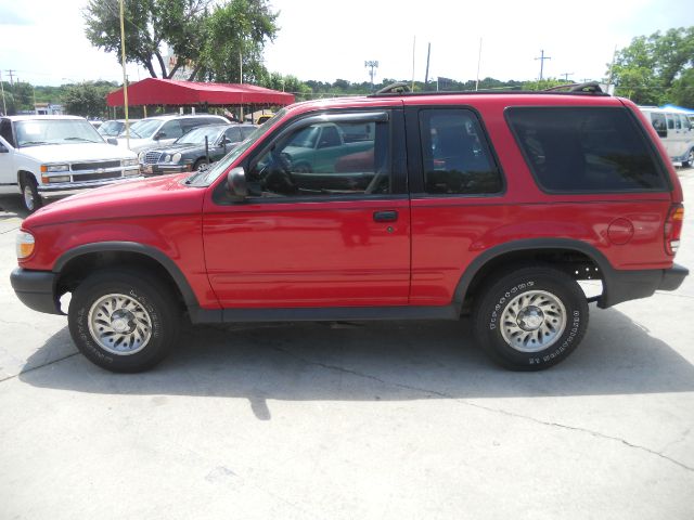 Ford Explorer 1999 photo 1