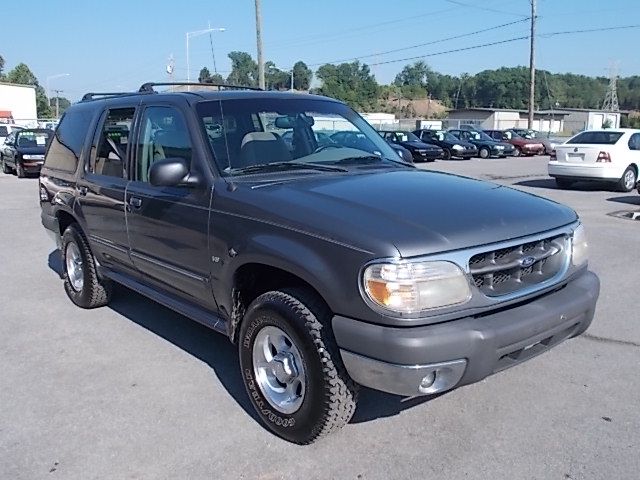Ford Explorer 1999 photo 8