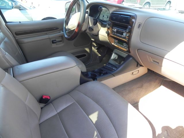 Ford Explorer 1999 photo 3