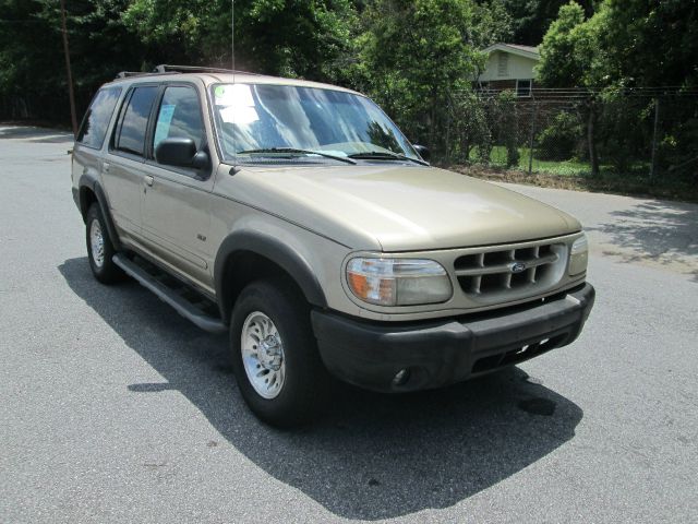 Ford Explorer 1999 photo 4