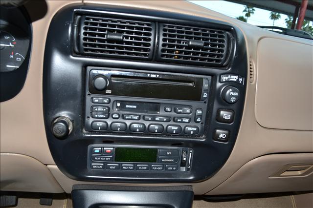 Ford Explorer 1999 photo 5