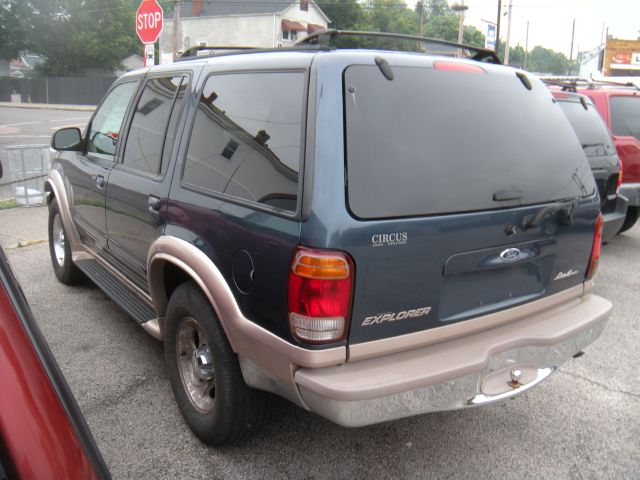 Ford Explorer 2000 photo 6