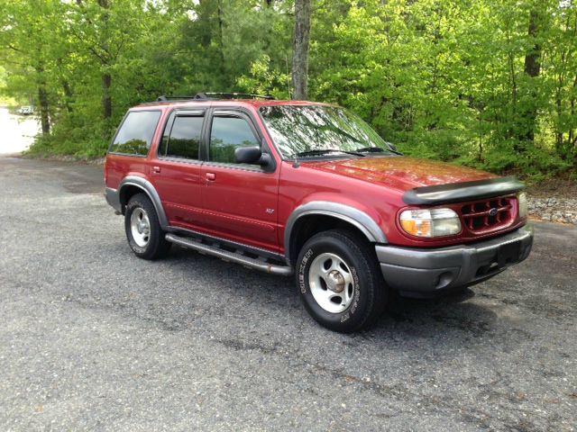 Ford Explorer 2000 photo 7