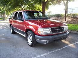 Ford Explorer 2000 photo 1