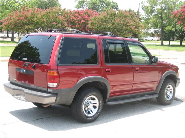 Ford Explorer 2000 photo 3