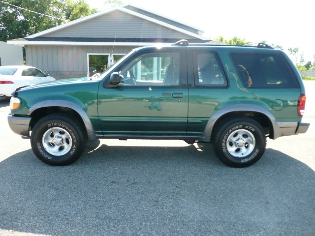 Ford Explorer 2000 photo 3