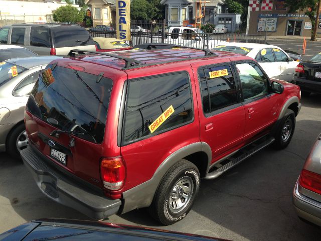 Ford Explorer 2000 photo 13