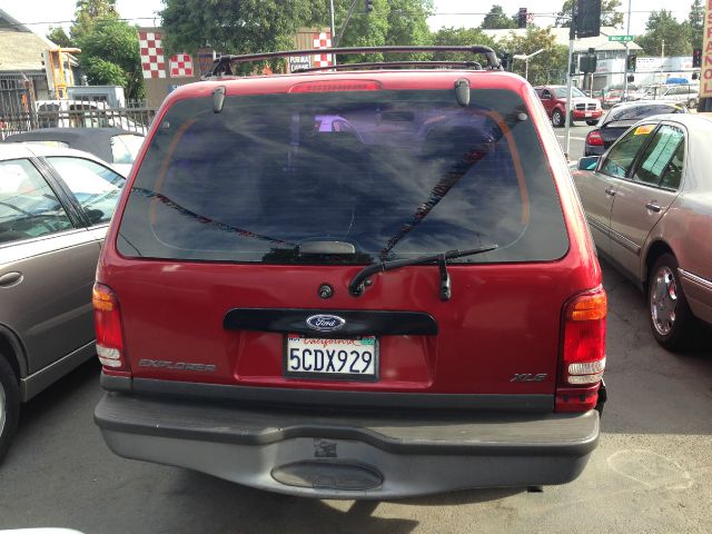 Ford Explorer 2000 photo 14