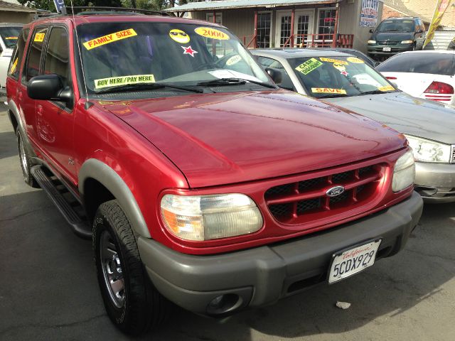 Ford Explorer 2000 photo 16