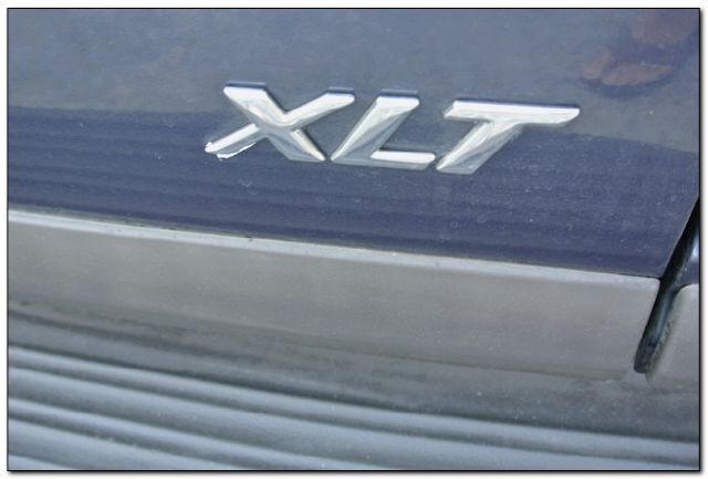 Ford Explorer 2000 photo 22