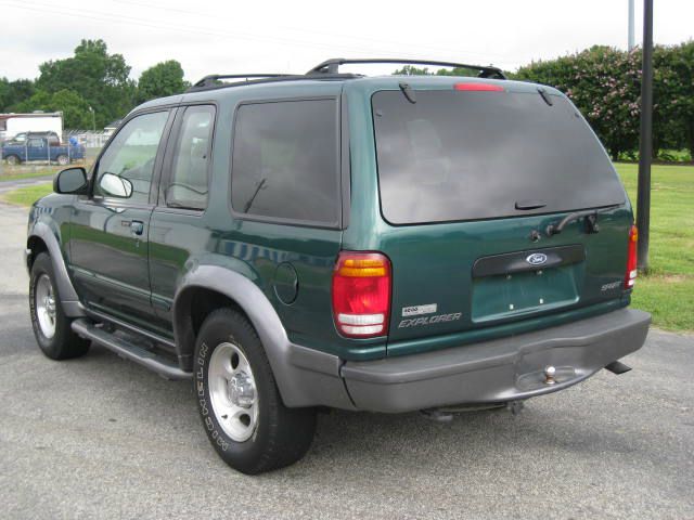 Ford Explorer 2000 photo 4
