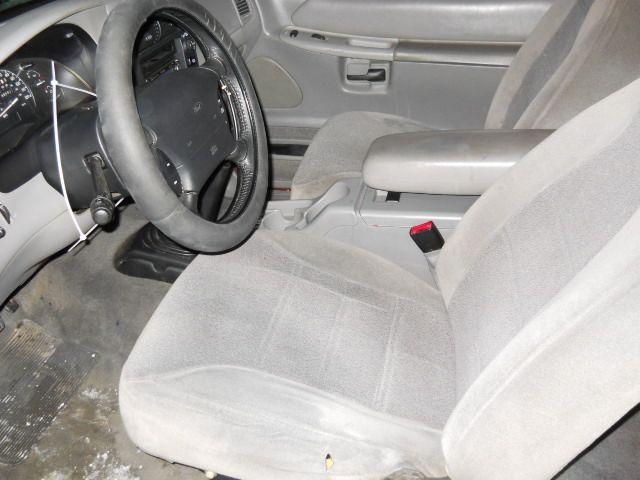 Ford Explorer 2000 photo 5
