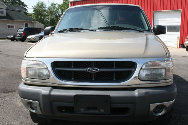 Ford Explorer 2000 photo 3