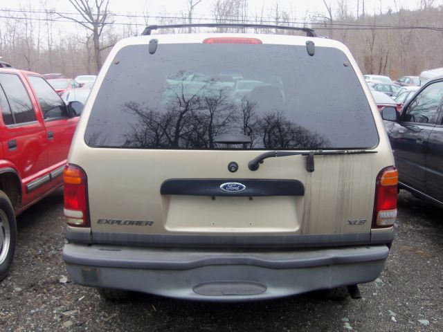 Ford Explorer 2000 photo 5