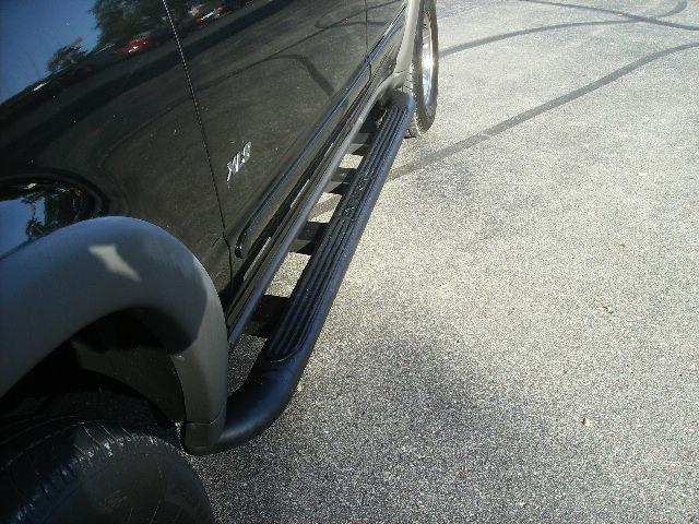 Ford Explorer 2000 photo 2