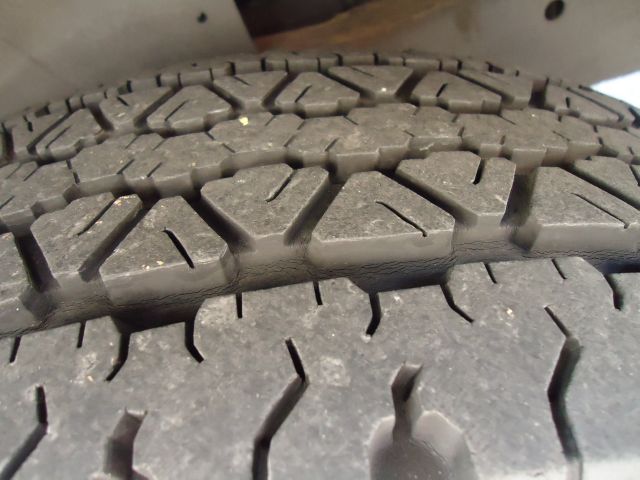 Ford Explorer 2001 photo 29