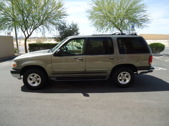 Ford Explorer 2001 photo 39